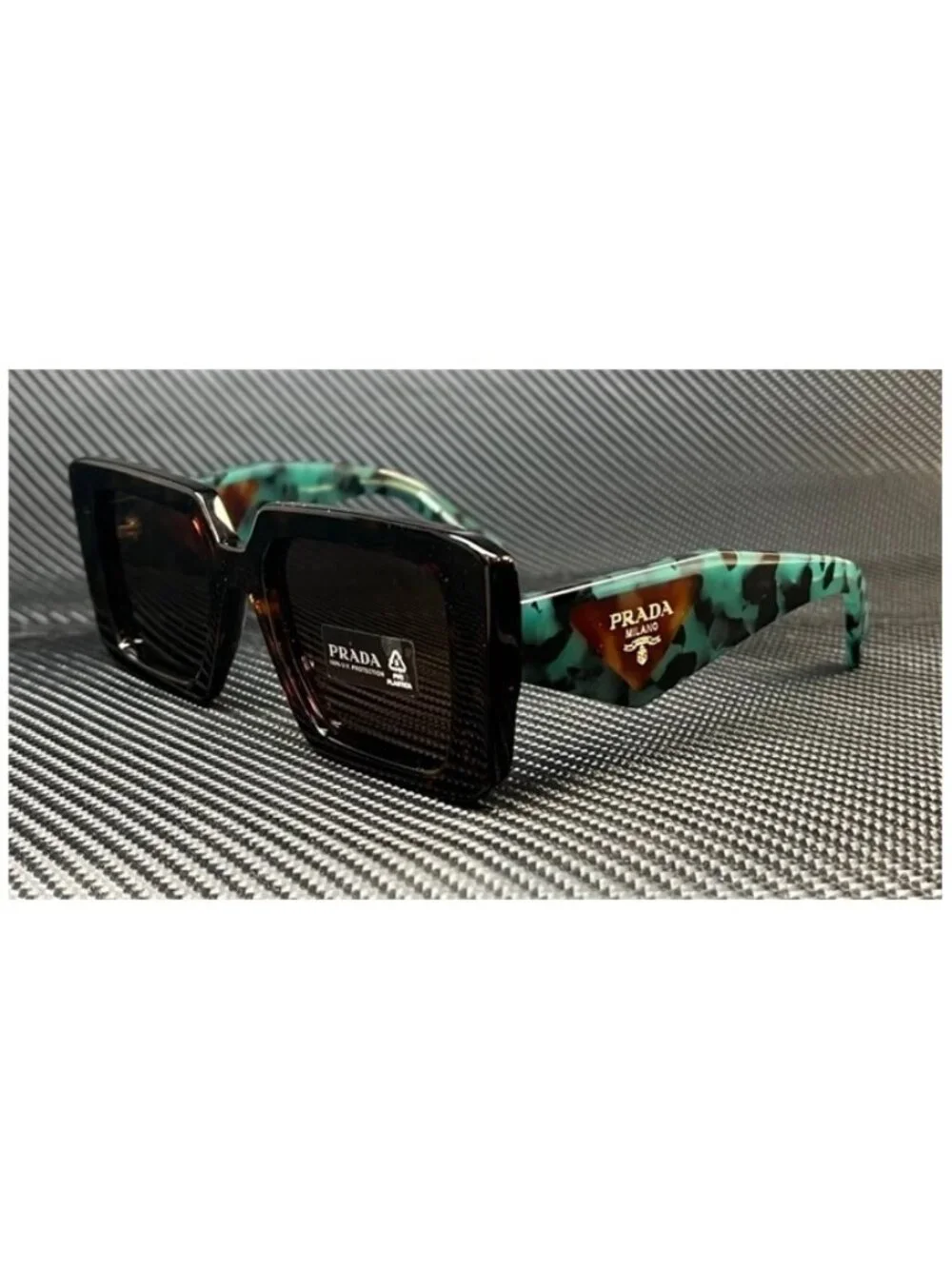 New PRADA Women  Sunglasses --140. ITEM CONDITION :New. UPC: 8056597627498.\